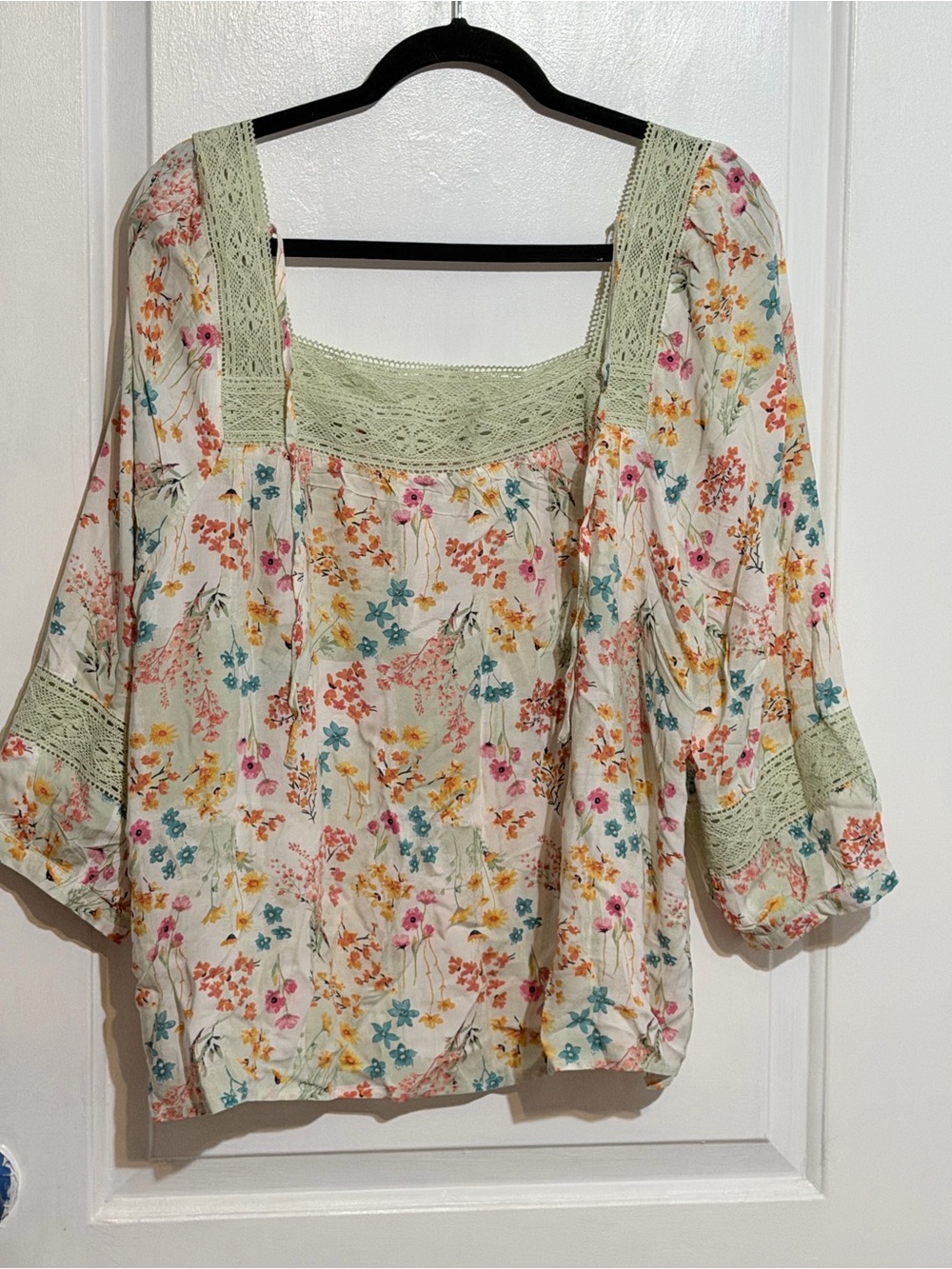 Cato Cream Floral Peasant Blouse with Sage Crochet Trim - Picture 4 of 9